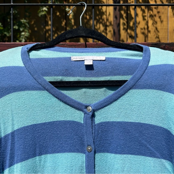Old Navy Size L Striped Cardigan - Picture 2 of 5